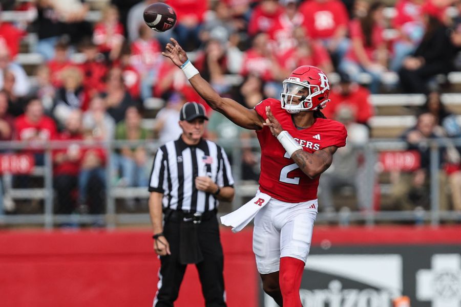 Rutgers Dominates Wagner in 52-3 Victory – Scarlet Knights Travel to Wisconsin for Saturday Showdown